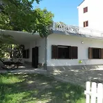 Apartment Charmante In Mit Eigener Terrasse By Interhome Baska (Krk)