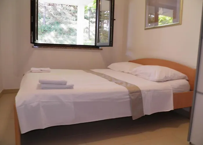 Charmante In Mit Eigener Terrasse By Interhome * Baska (Krk)